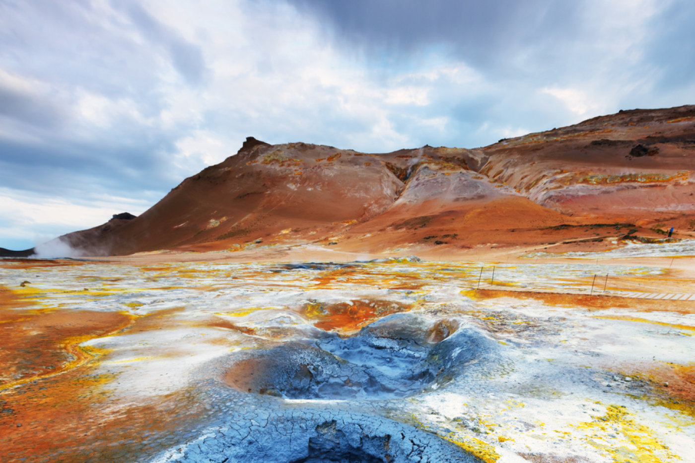 naehrstoffvorkommen-natur-buntes-gestein