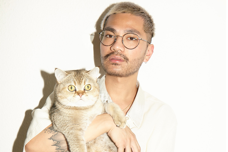 portraet-mrplantast-mit-katze